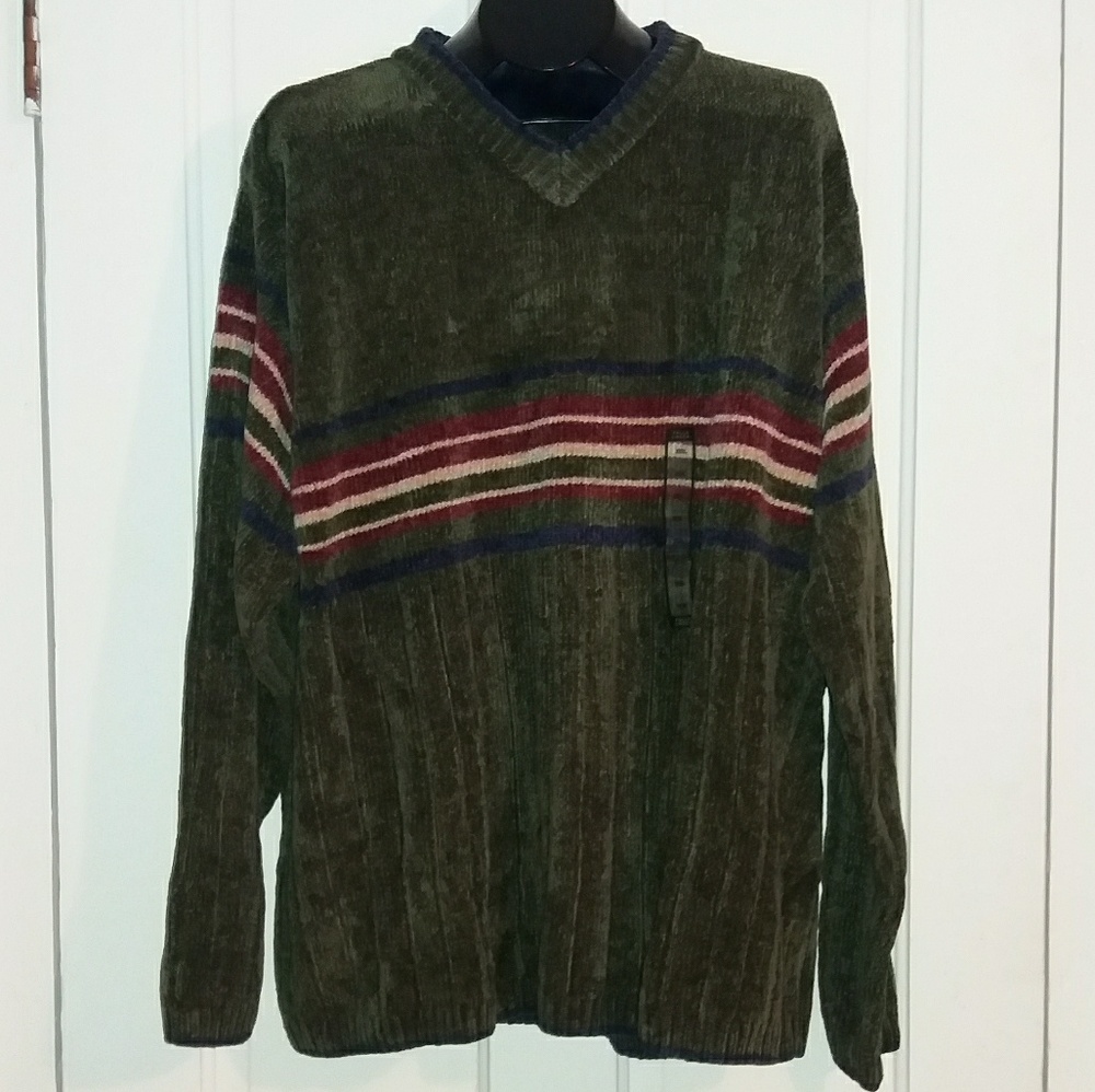NWT Falls Creek Striped V Neck Chenille Sweater